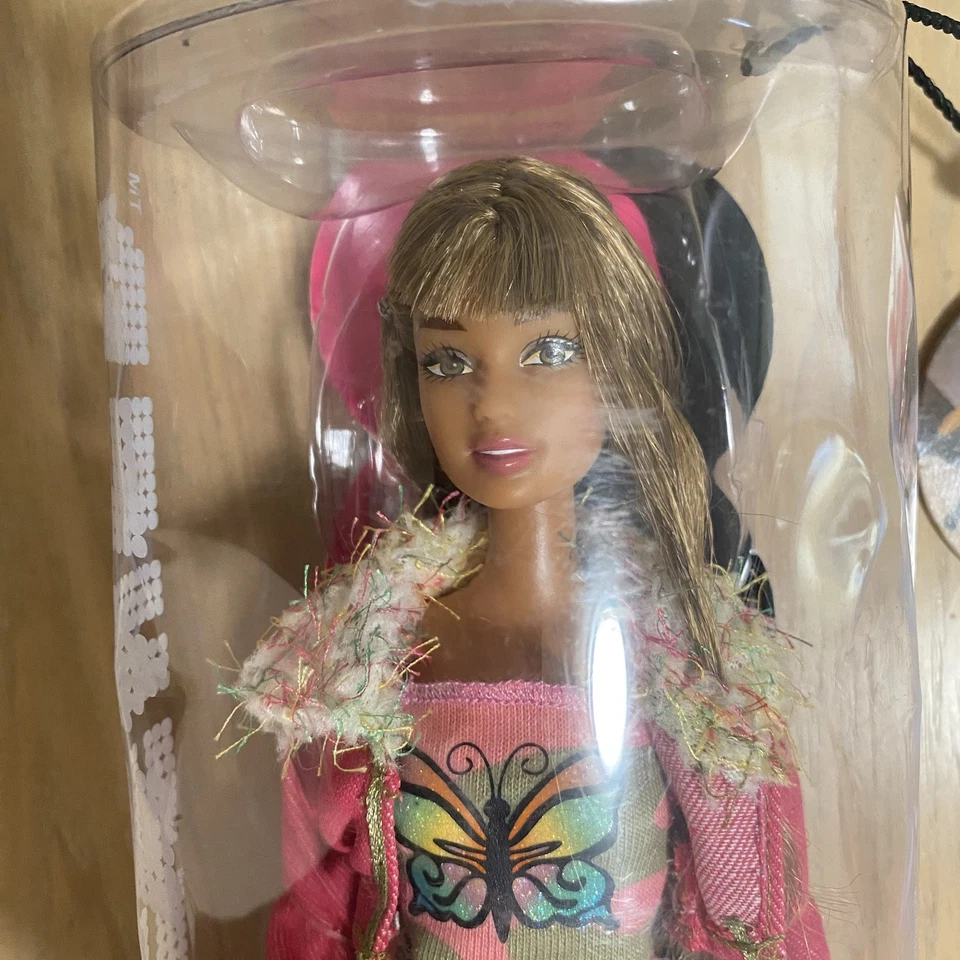 NIB 2006 Barbie Fashion Fever Butterfly Shirt Tattoo Doll TERESA J1396 Y2K - Image 2 of 4