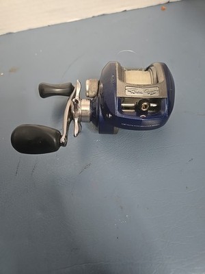 container store fishing reel Ussuris case, Adjustable Leaf Tackle Storage Excellent fo Size:1.5oz Abu Garcia Cardinal 54 The proprietary coloration process State Flag