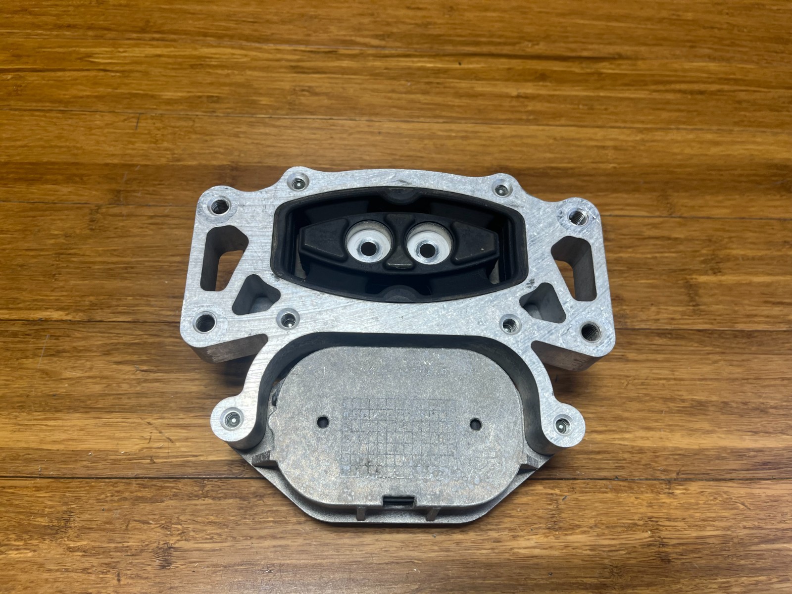 Audi R8 LMX 2014-2015 Rear Transmission mount