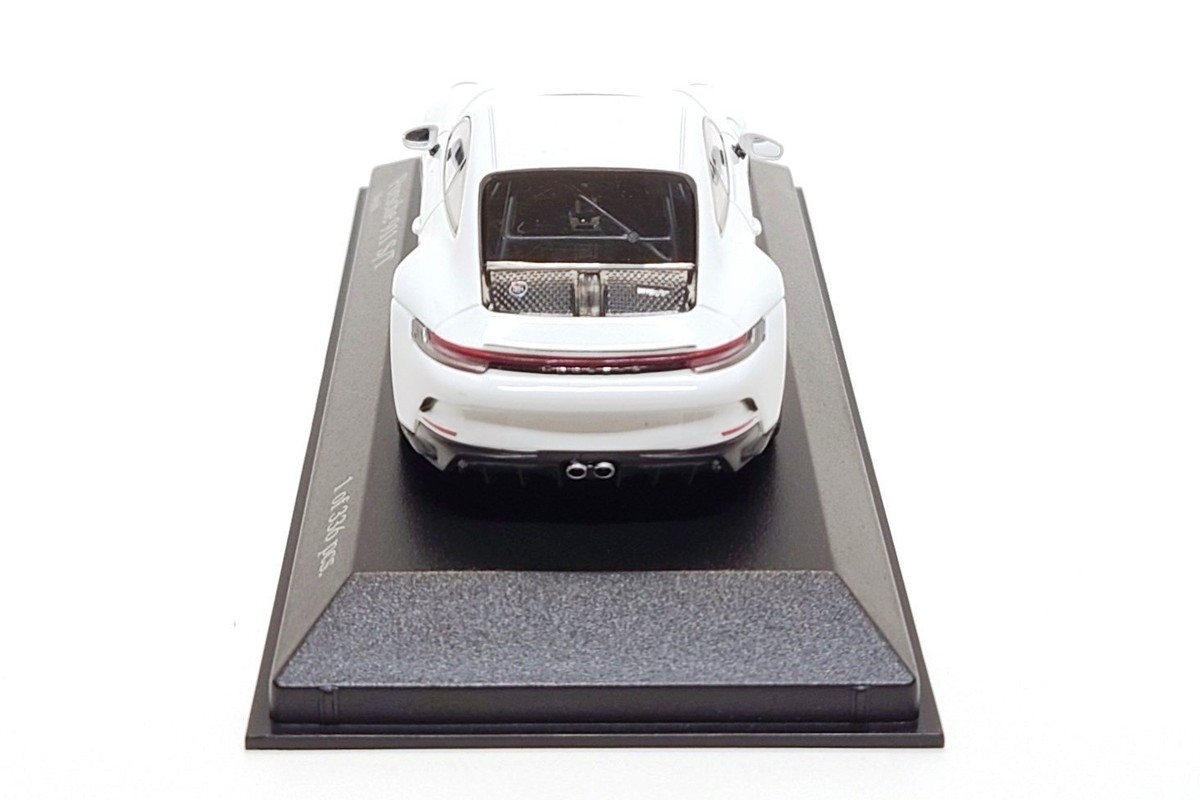 Minichamps 1:43 Porsche 911 S/T (992) in White | eBay