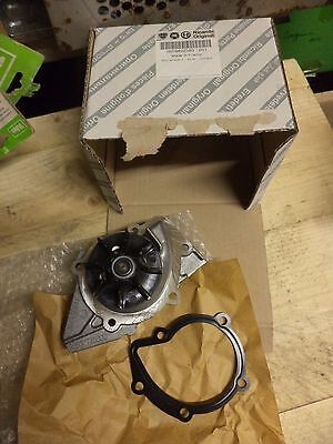 Pompe à eau Fiat Ducato et Scudo neuve avec joint d'étanchéité n°w10