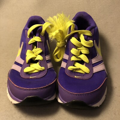 Vintage NIKE Training Total Core TR 2 Size 6