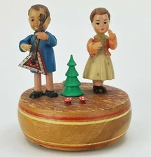 Vintage ANRI Thorens Movement Carved Wooden Figures  Music Box “Lara's Theme”