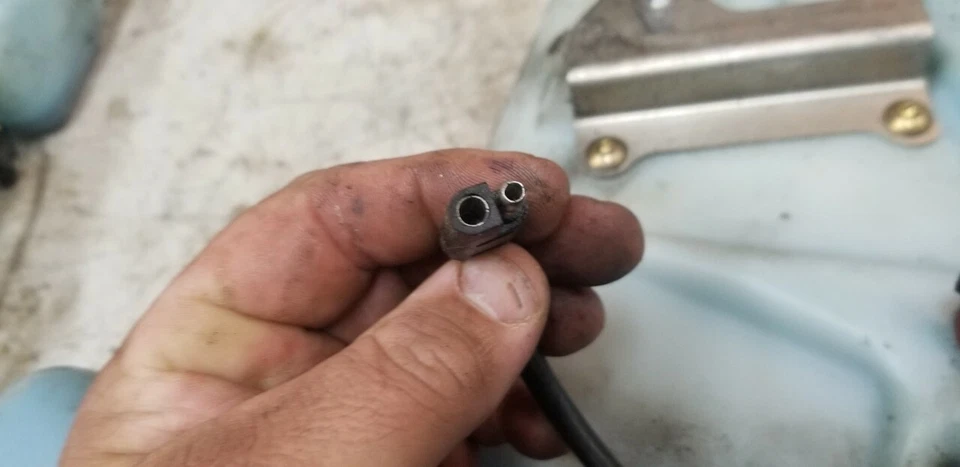 2009 POLARIS IQ 550 油箱 600 700 RMK 08 09 10 3087020 AT74 — 第 2/4 张图片