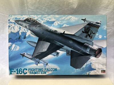 RARE Hasegawa 1/32 F-16C Fighting Falcon Ramstein Plastic Model Fighter Kit