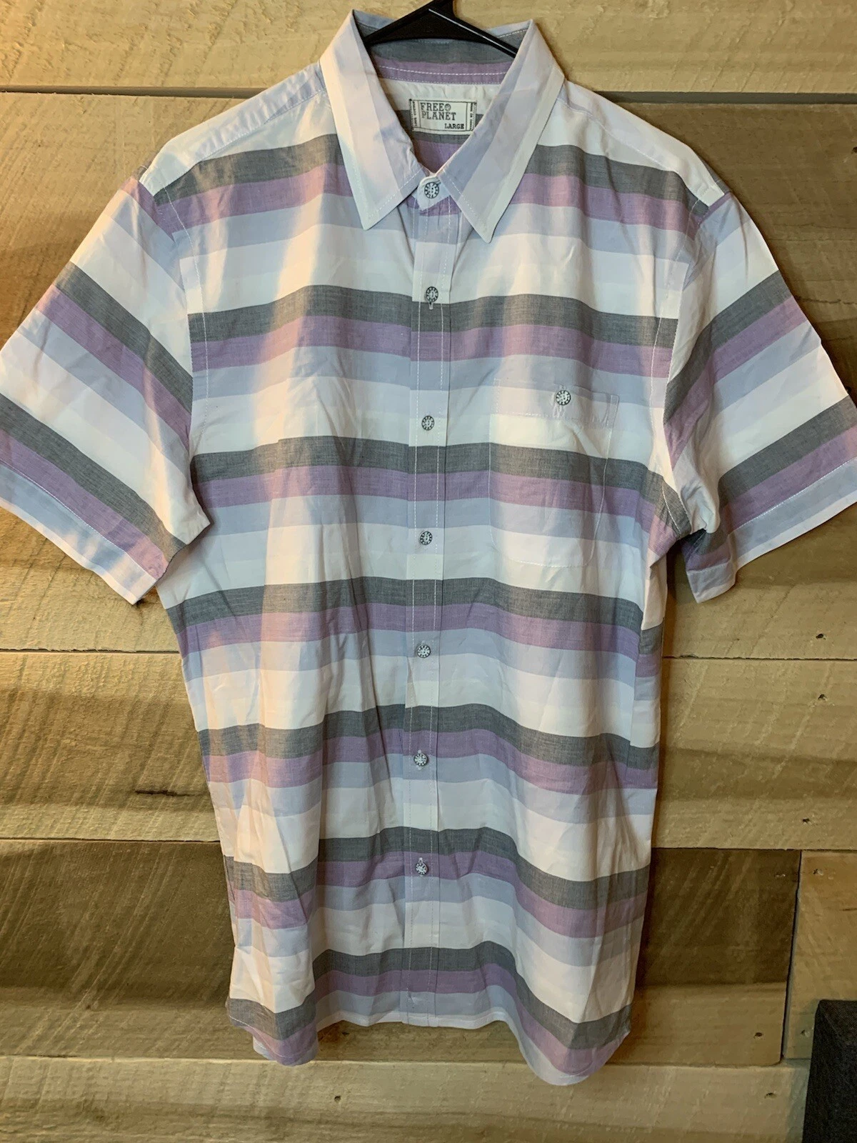Mens Free Planet short sleeve striped button up Sz large Red White Blue
