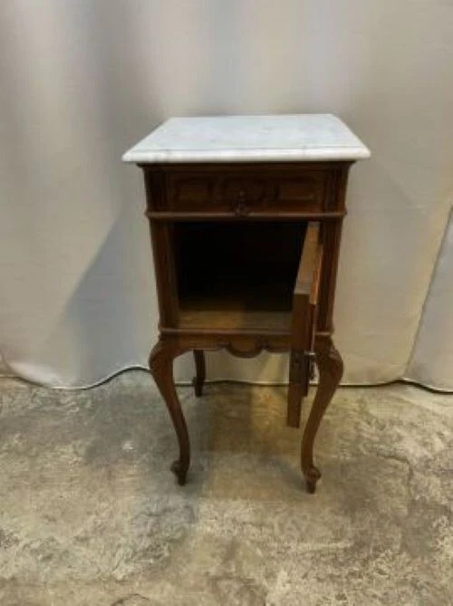 Cajonera antigua/vintage, de madera con tapa de mármol Foto 4 de 4