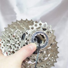 Shimano 105 CS-HG700 R7000 11 Speed 11-34 Road Cassette, 9/10 EXC