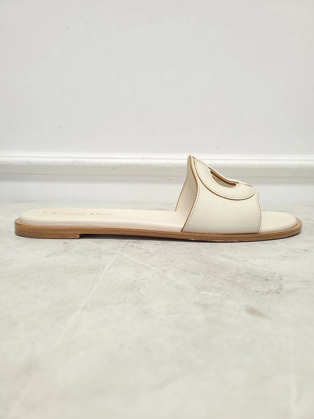 Pantoufles mollet mules Dior blanches De Club 39 131480107