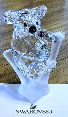   Swarovski Crystal 2009 Rare Encounters Koala Mother Baby in Tree Figurine NIB