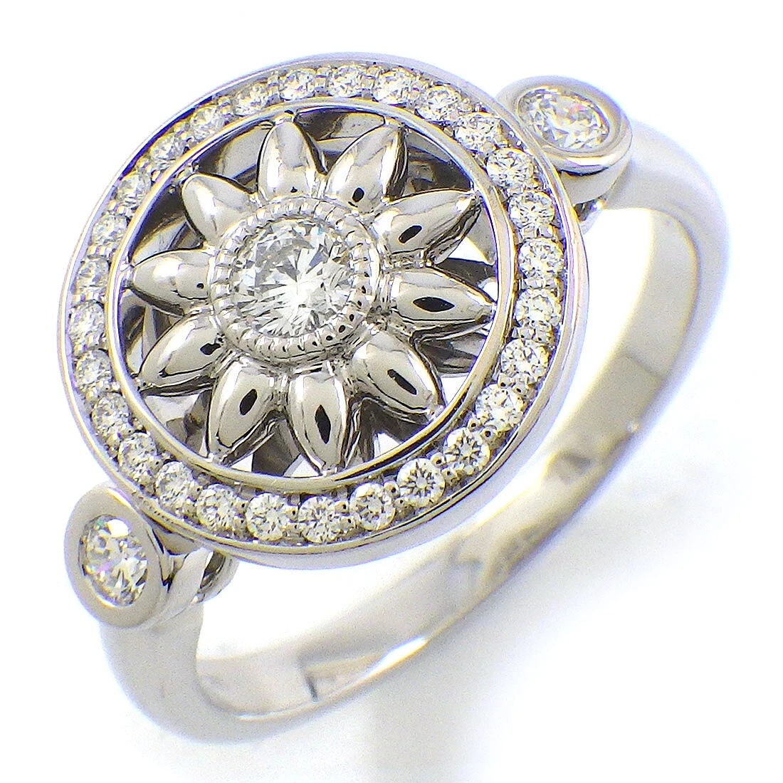 Used harry shop winston ring
