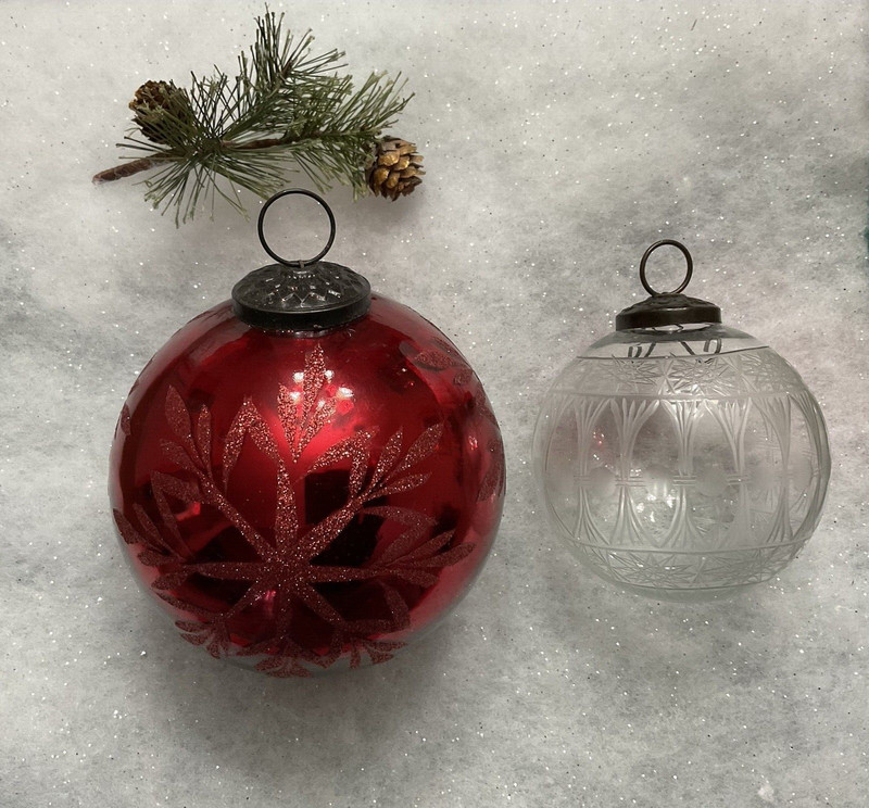 2 Kugel Style Red & Clear Etched Glass Ball Christmas Ornaments