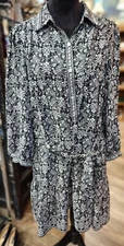 Max Studio London Medium Dress Black White Long Sleeve Floral Print Maxi