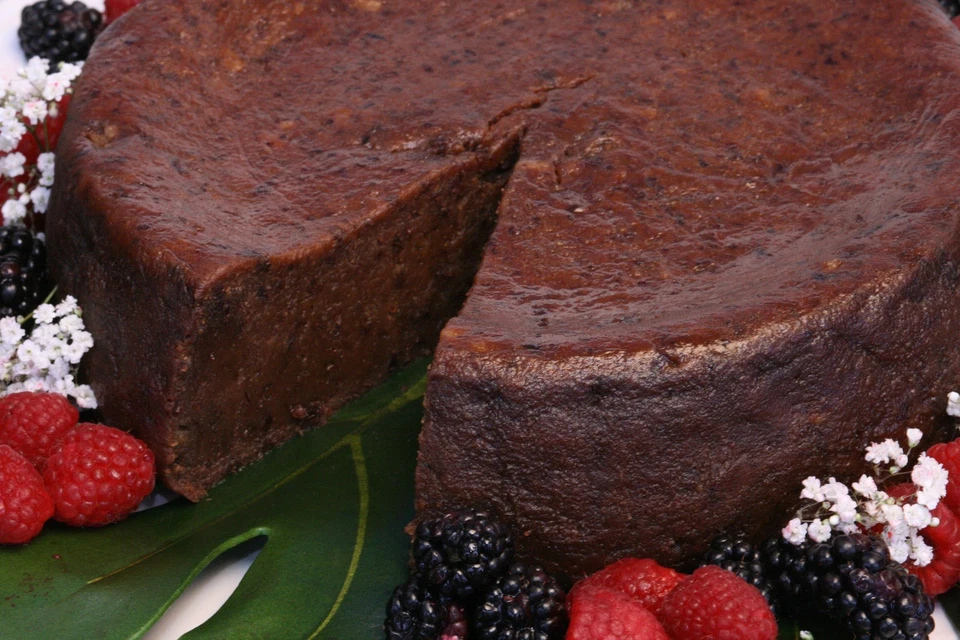 Jamaican Rum Cake, 6" (2 lbs) - Image 3 of 4