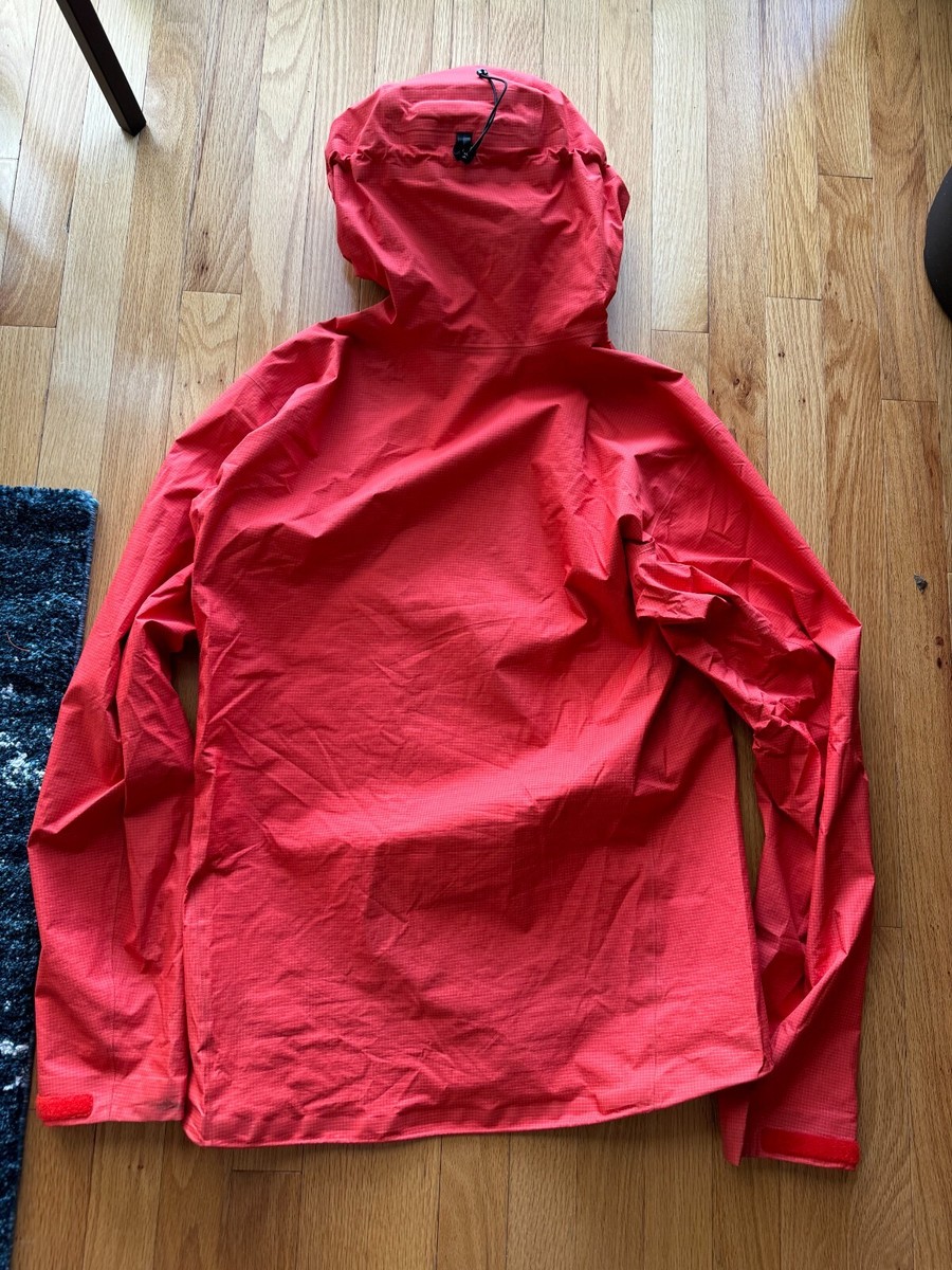Arcteryx Alpha SL (Lightweight) Anorak Men's Small Dynasty Arcteryx Alpha SL (Lightweight) Anorak Men's Small Dynasty