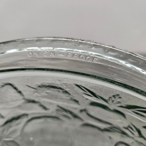 Vintage Light Green Glass Fruit Embossed Round Casserole Baking Dish Oven Proof - Foto 7 di 7