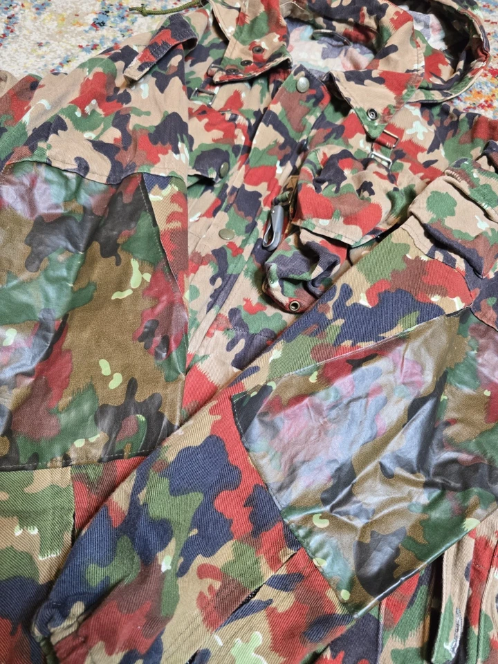 Vintage 70's Swiss M70 TAZ 83 Alpenflage Camo Coat Jacket Switzerland Army Sz XL - Image 2 of 4