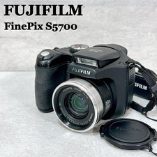 FUJIFILM FinePix S5700 Digital Camera Camera Digital Camera AA Batteries 【K523】