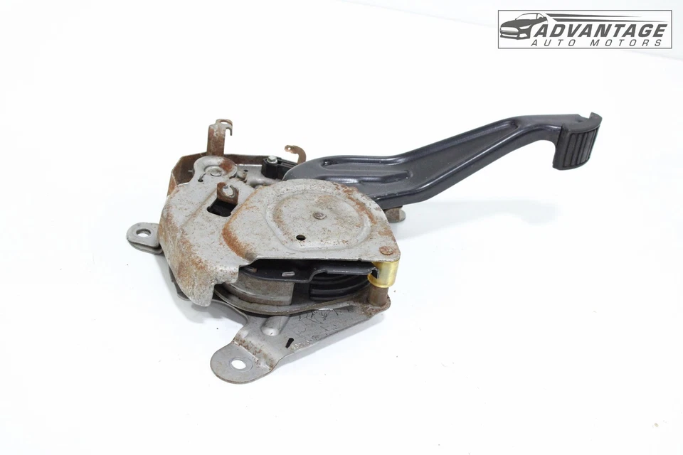 2003-2005 HUMMER H2 EMERGENCY PARKING BRAKE STOP PEDAL W/ PAD BLACK OEM - Image 2 of 4