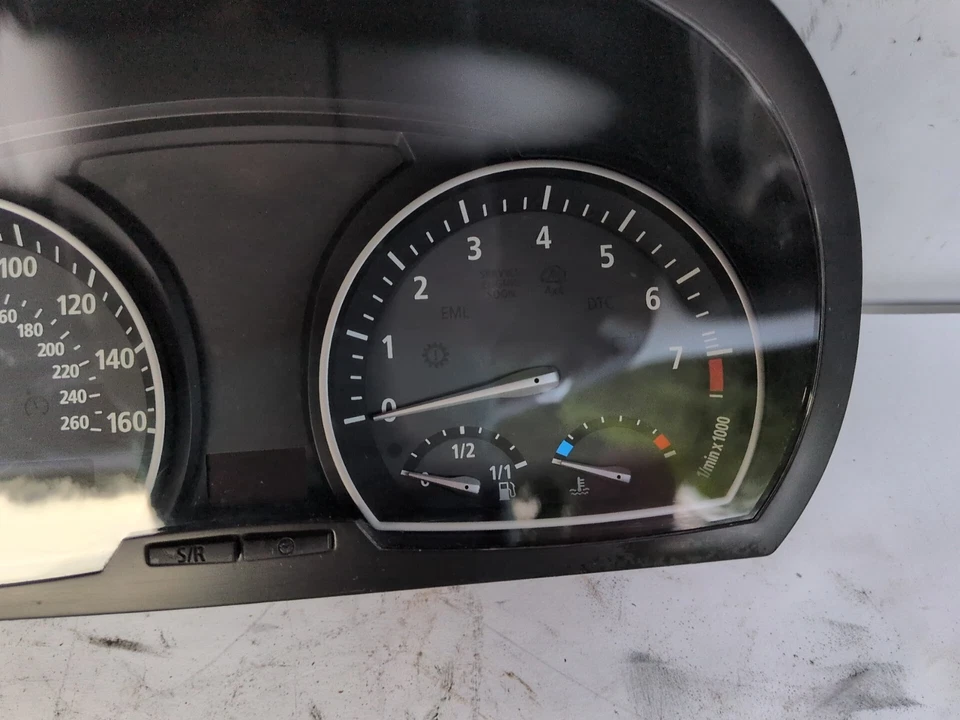 2007 2008 2009 2010 BMW X3 Speedometer Gauge Cluster 233, 499 mi - Image 4 of 4