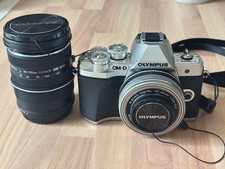 OLYMPUS OM-D E-M10III Mirrorless Camera Double Zoom Kit with Lenses