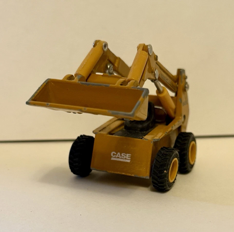 Vintage Ertl CASE 1845C Skid Steer Loader Construction Farm Toy 1:64 No Cage - Image 2 of 4