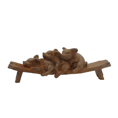 Three little pigs，Cast iron, rust color