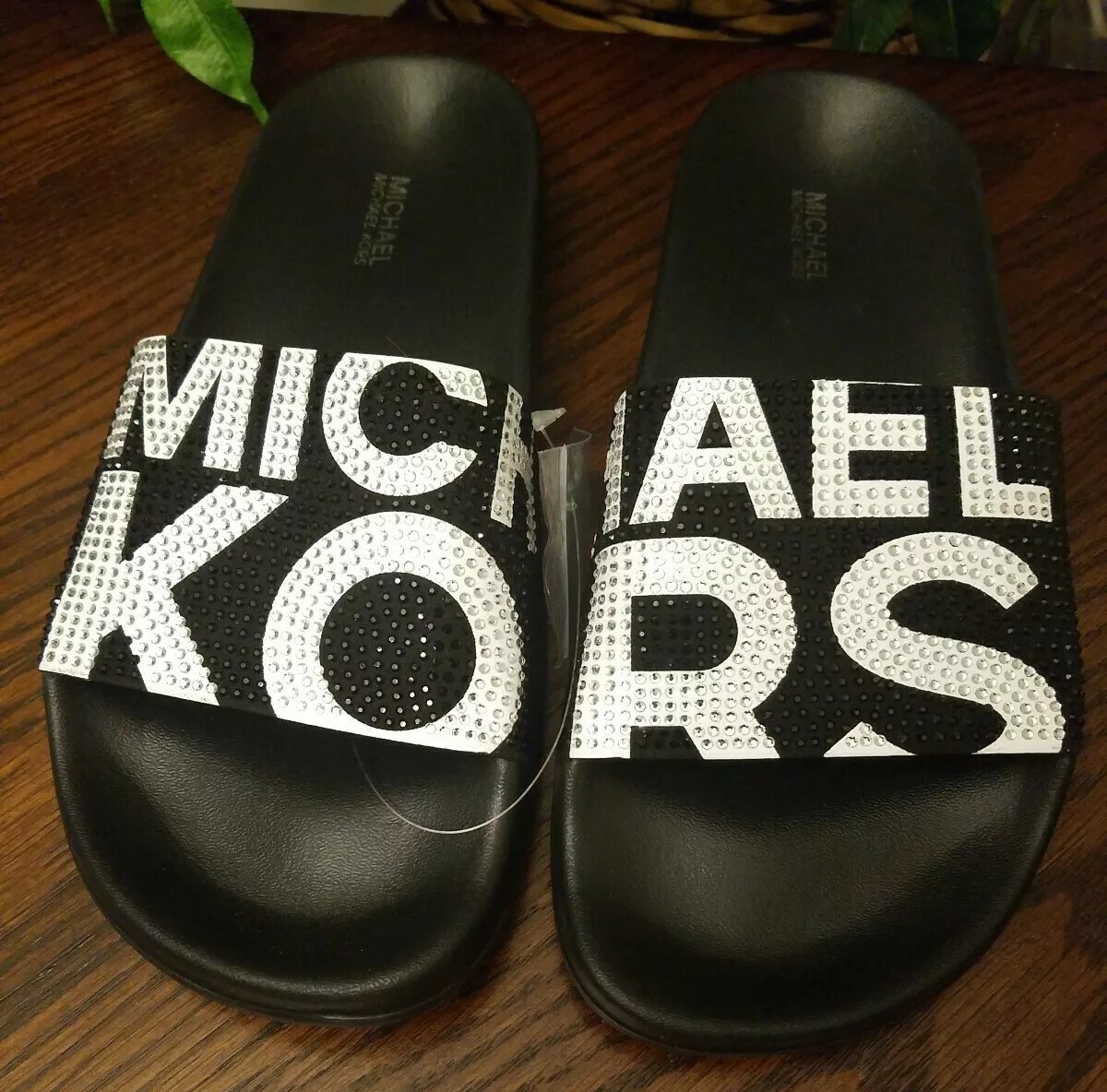 michael kors gilmore slides size 11