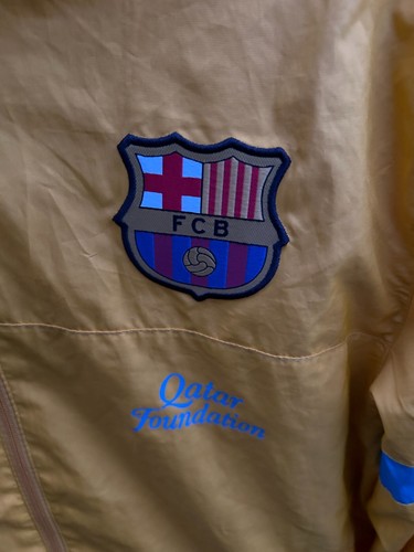 mens vintage BARCELONA tracksuit top/jacket - size L great condition - Picture 2 of 5