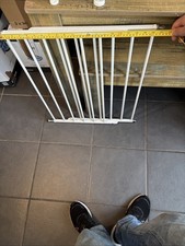 Narrow Baby Gate 55cm - 80cm Safe Secure for Child & Pets Narrow Doors