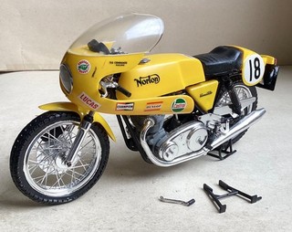 PROTAR 1:9 scale BUILT KIT No.137 NORTON 750 COMMANDO #18 MOTORCYCLE