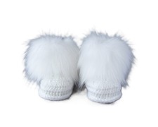White faux fur unisex baby booties, Newborn shoes, Crochet booties