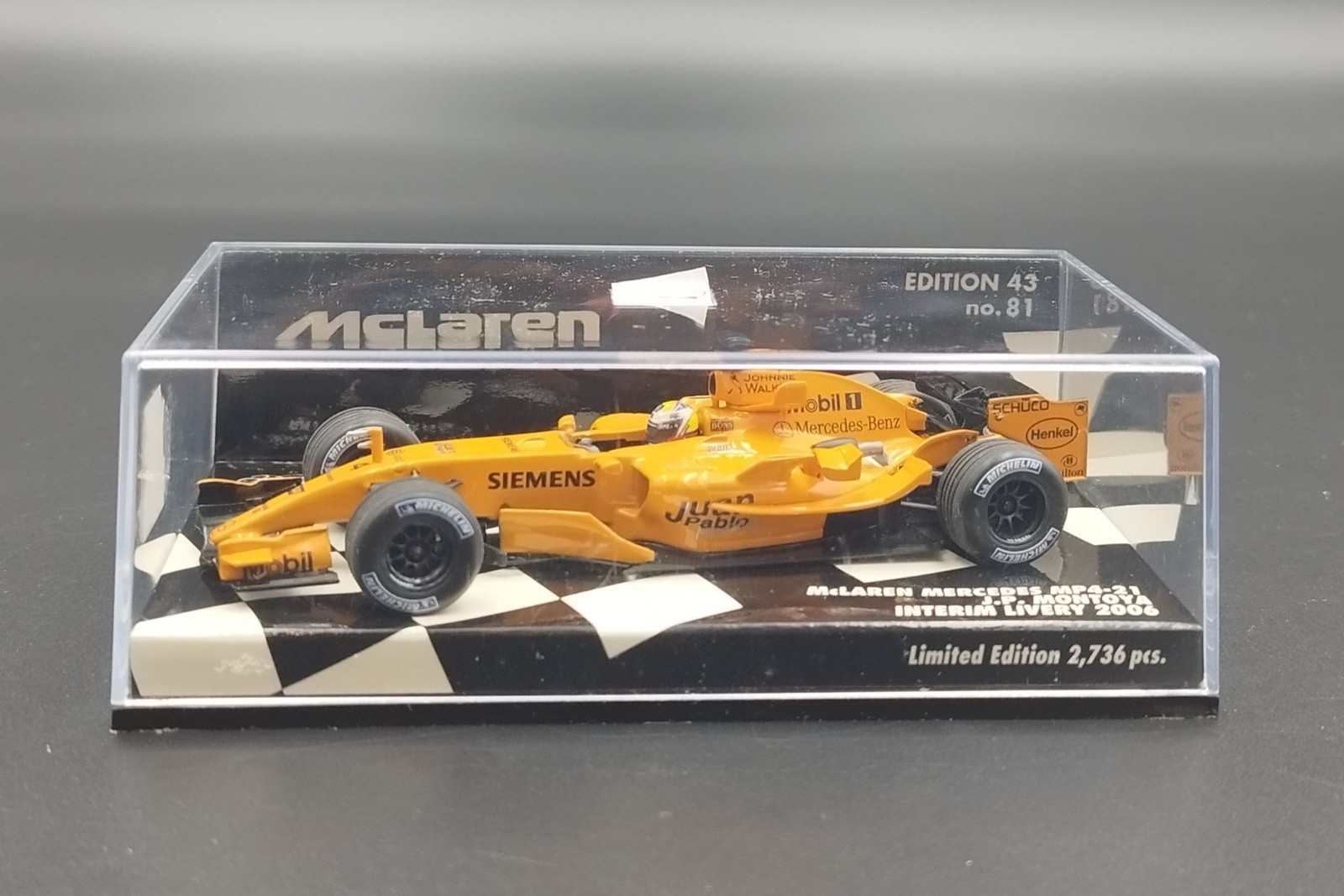 Miniature F1 McLaren Mercedes MP4-21 de 2006, voiture de collection Juan Pablo Montoya 1:43