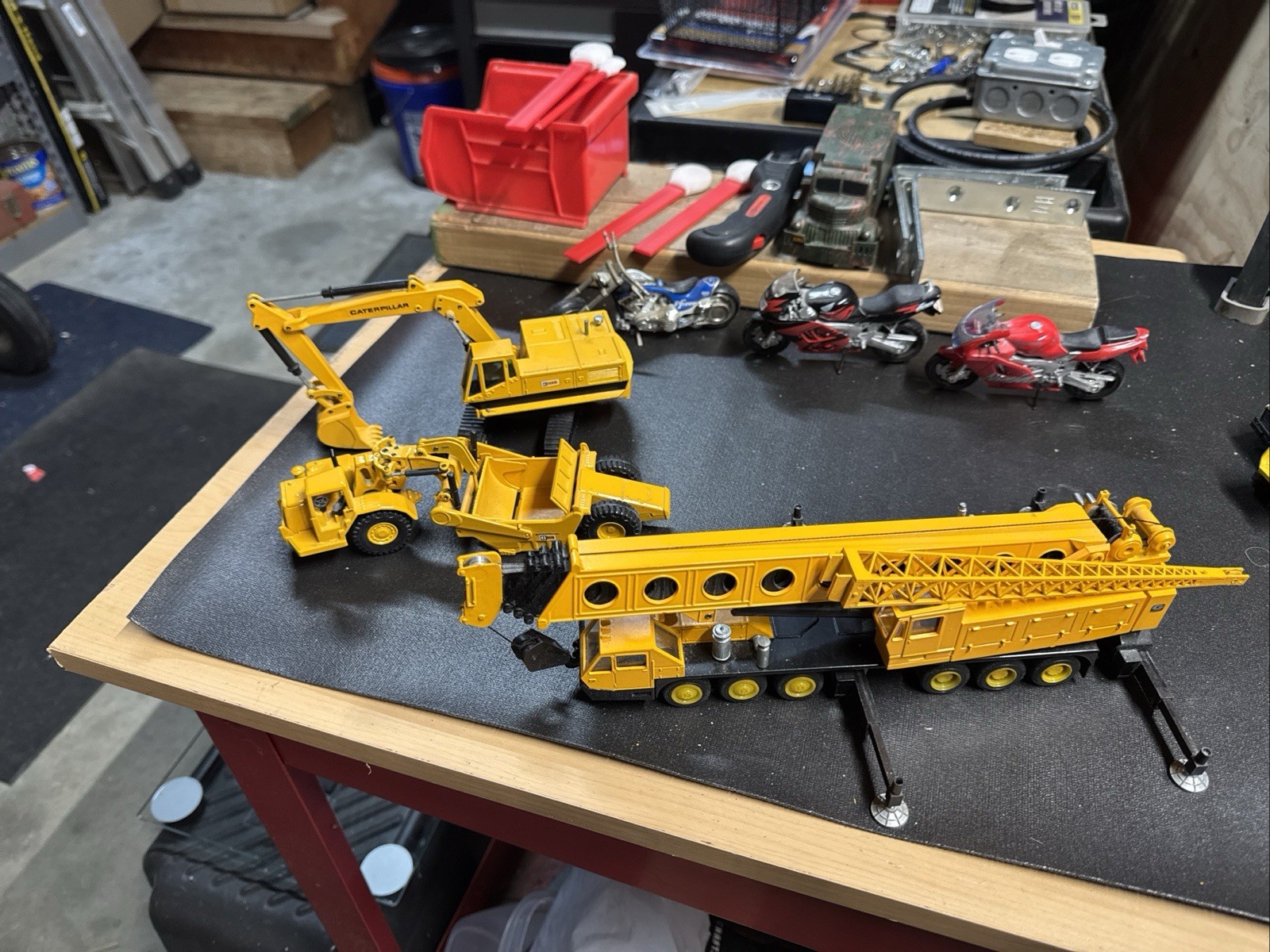 Nzg no. 152 grove tm 1275 scale model, 2 joel diecast with purchase see pics