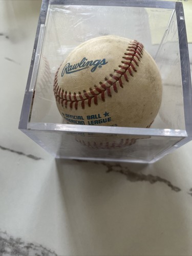 Frank Thomas Signed Baseball - Picture 2 of 5