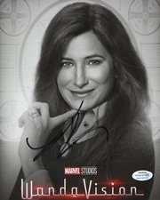 Kathryn Hahn Wandavision Autographed Signed 8x10 Photo ACOA COA