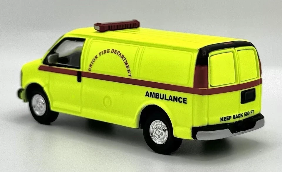 Ambulance Fire & Rescue EMT Paramedic 1/64 Scale Model Limited Edition C - Image 3 of 4