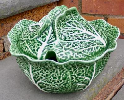 Bordallo Pinheiro Green Cabbage Leaf 10.5
