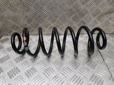 08-16 GENUINE AUDI Q5 MK1 8R OFFSIDE OR NEARSIDE REAR COIL SPRING 8R0511115AM