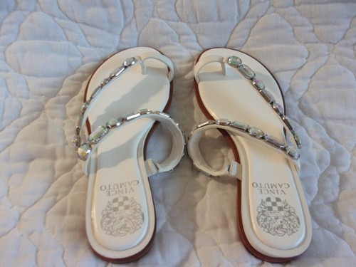 VINCE CAMUTO AMBRIDIL LADIES SIZE 7 1/2 LEATHER WHITE SANDALS SHOES TOE LOOP - Picture 7 of 13