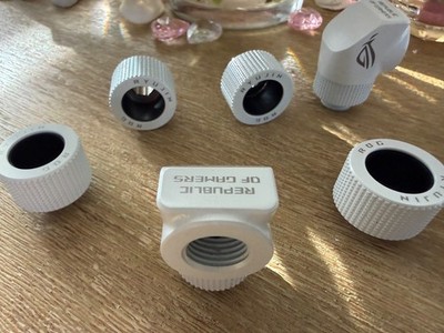 ASUS ROG RYUJIN III WB FITTING SET WHITE 16mm für Hardtube  90 Grad Rotary 6Stk
