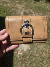 Coach VTG Soho Buckle Accordion Saddle Leather Bifold Wallet Clutch Tan Beige