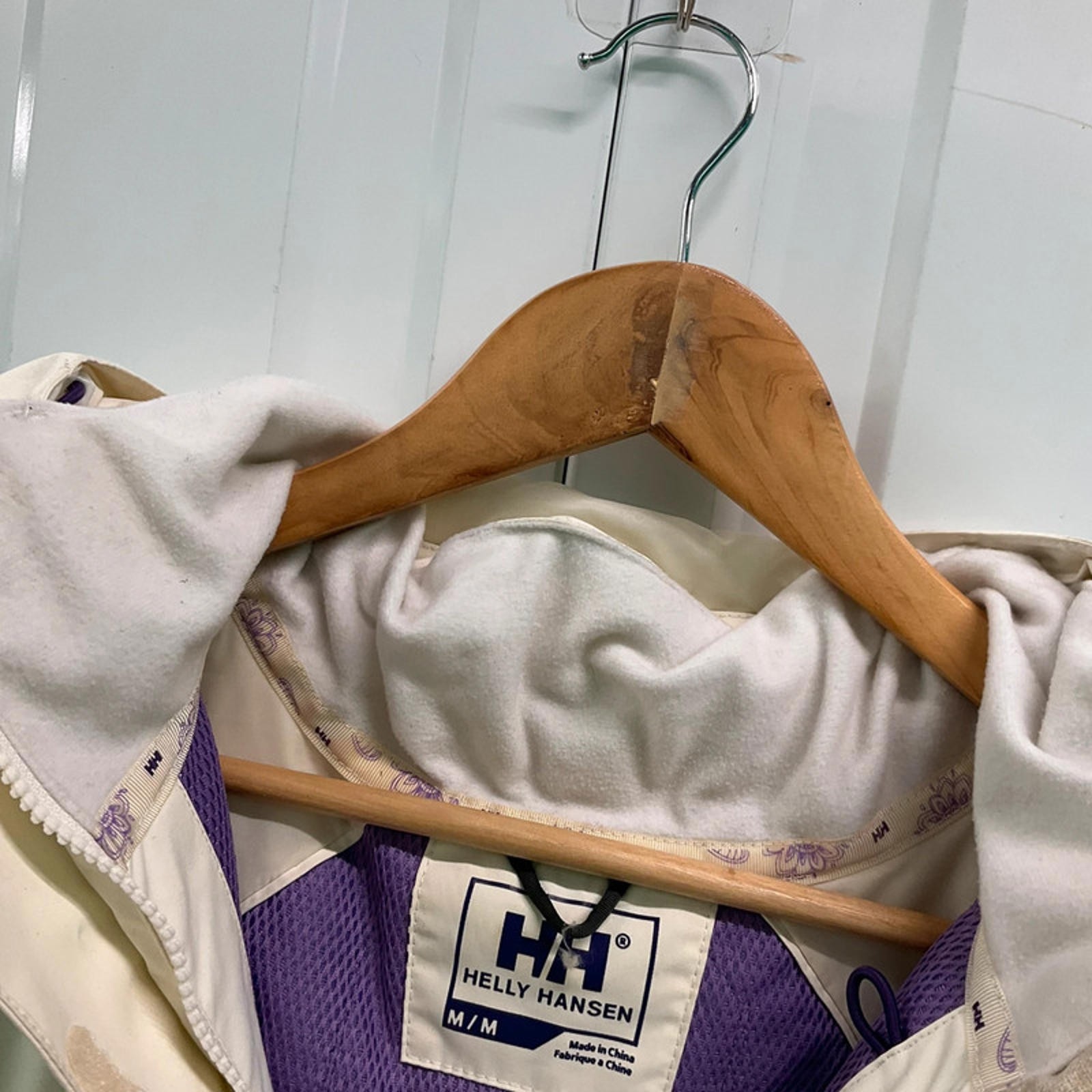 Helly Hansen Hellytech Rain Jacket Women’s Medium - image 5