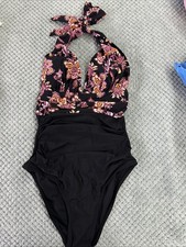 Cupshe Women's One Piece Swimsuit Size XS NWT Black/Floral Tummy Contouring NEW