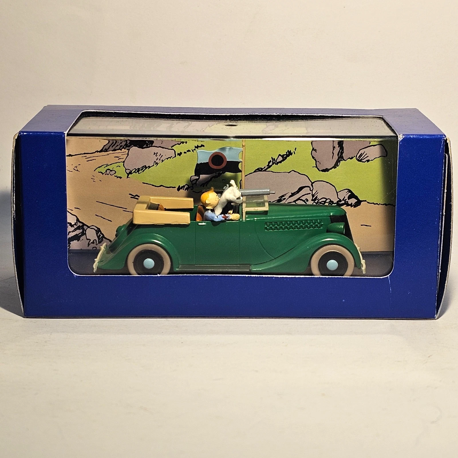Voiture Miniature Tintin La Mitrailleuse de L'Oreille Cassée 1940