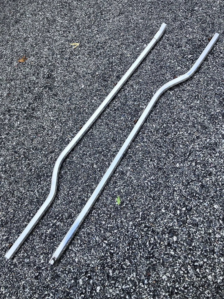 OEM Original 1967 1968 1969 Dodge Dart Hood moldura de labios 3 piezas MOPAR Foto 2 de 4