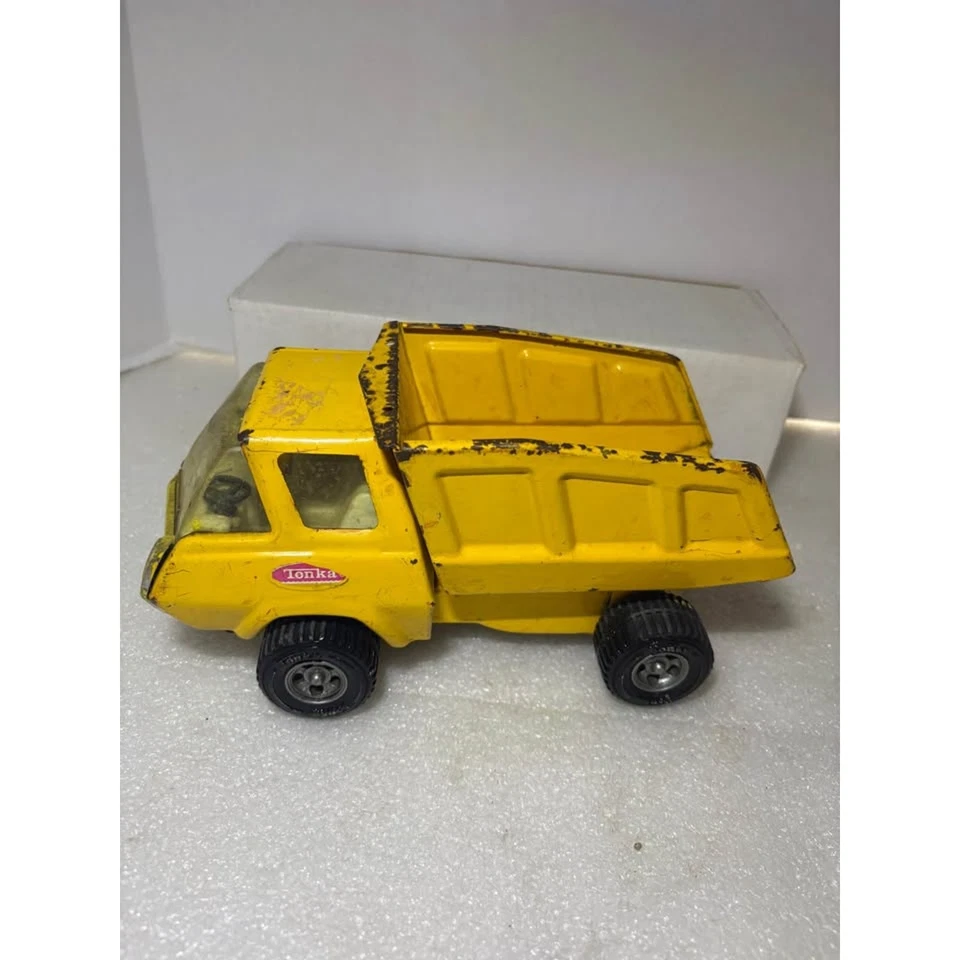 Винтажный самосвал 1976 Tonka, металлический 9 дюймов - Изображение 3 из 4