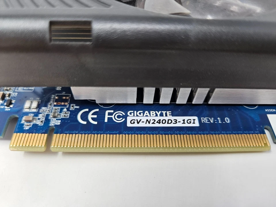 Gigabyte Nvidia GeForce GT240 GC-N240D3-1GI 1GB DDR3 PCI-E - Image 2 of 4