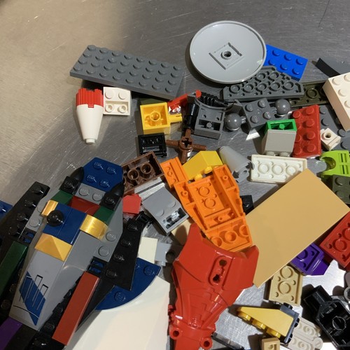 1.5lbs Of Misc LEGO Parts And Pieces L3 - Picture 7 of 18