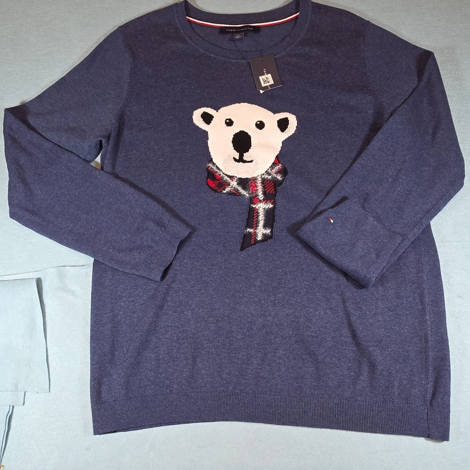 Tommy Hilfiger Men's Blue Tight-Knit Crew Neck Bear Logo Pullover Sweater L
